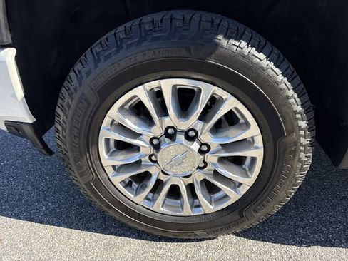 Used 2020 Chevrolet Silverado 3500 High Country w/ Z71 Off-Road Package image 44