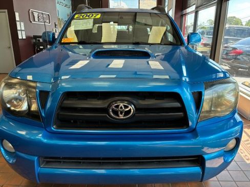 Used 2007 Toyota Tacoma PreRunner RWD image 4
