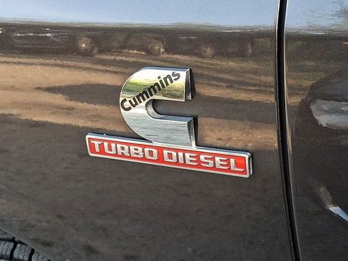 Used 2024 RAM 2500 Big Horn AWD/4WD image 9