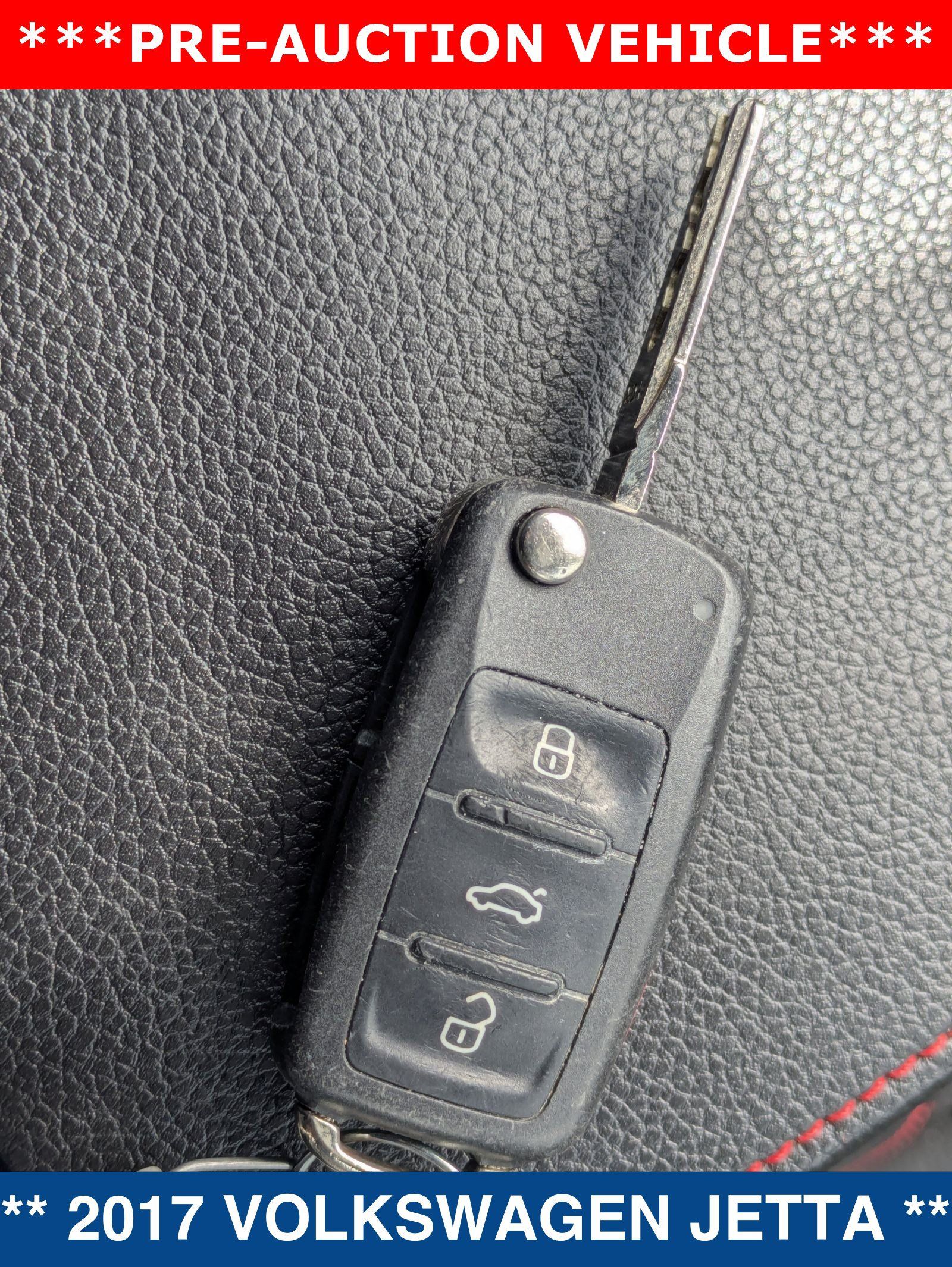 Used 2017 Volkswagen Jetta GLI FWD image 34