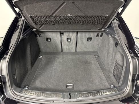 Certified 2025 Porsche Macan S image 21