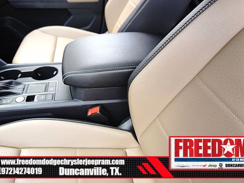 Used 2021 Volkswagen Atlas Cross Sport SE w/ Panoramic Sunroof Package FWD image 33