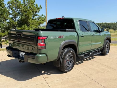 Used 2025 Nissan Frontier PRO-4X AWD/4WD image 6