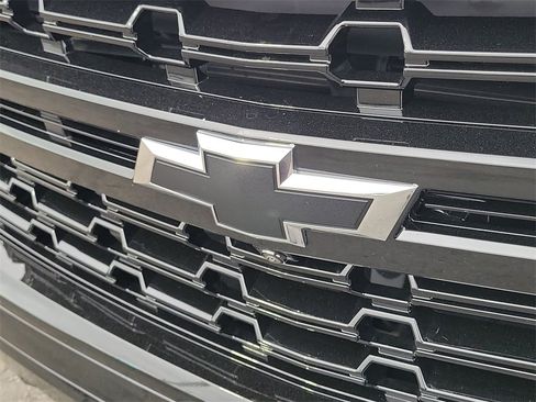 Certified 2023 Chevrolet Tahoe Z71 w/ Z71 Off-Road Package image 32