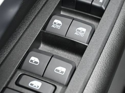 Used 2025 RAM 1500 Big Horn AWD/4WD image 14