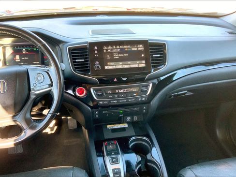 Used 2019 Honda Pilot Elite image 6