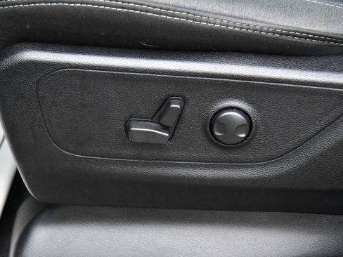 Used 2022 RAM 1500 Big Horn image 18