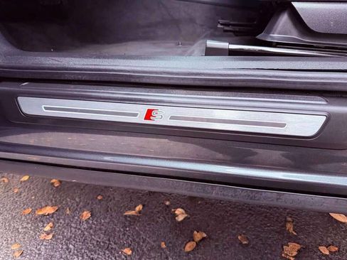 Used 2024 Audi Q5 2.0T Premium image 31