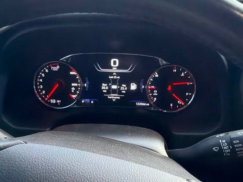 Used 2021 GMC Acadia AT4 w/ Technology Package AWD/4WD image 7