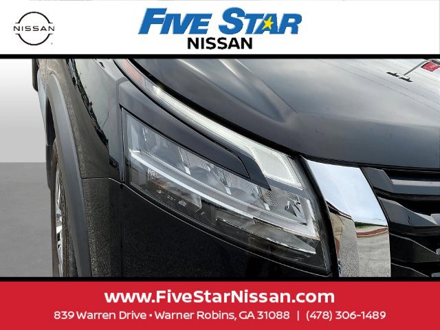 Used 2024 Nissan Pathfinder SL FWD image 33