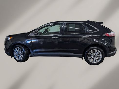 Used 2024 Ford Edge Titanium image 3