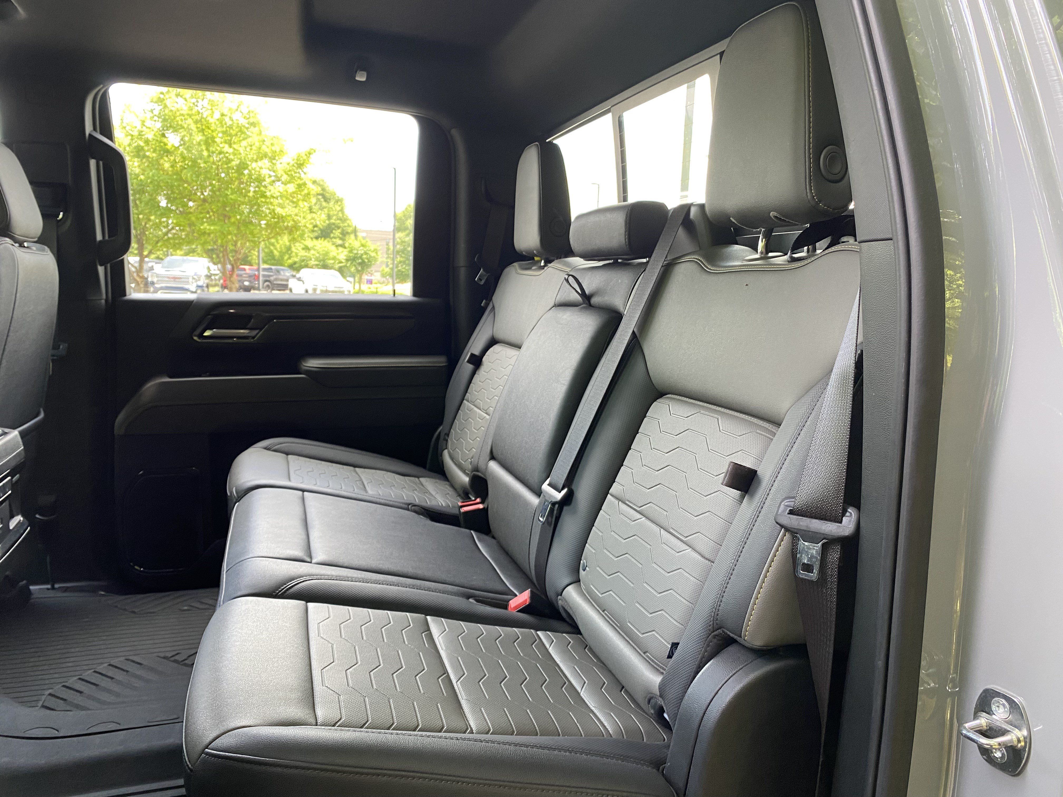 Used 2024 Chevrolet Silverado 2500 ZR2 w/ ZR2 Bison Edition AWD/4WD image 42
