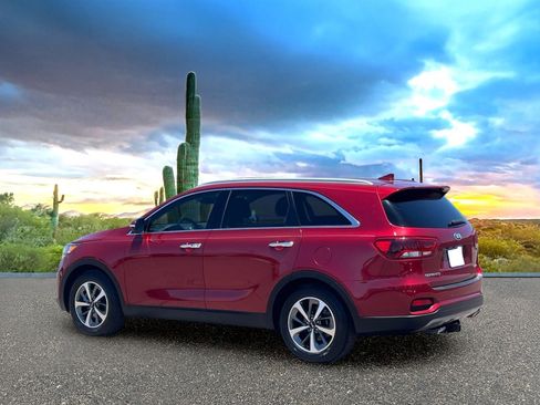 Used 2019 Kia Sorento EX FWD image 4