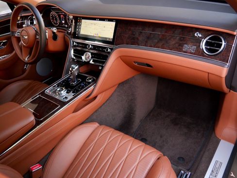 Used 2020 Bentley Flying Spur W12 w/ First Edition Specification image 25