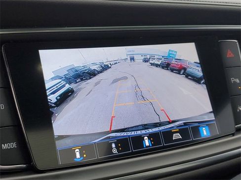 Used 2022 Buick Enclave Avenir w/ Avenir Technology Package image 16