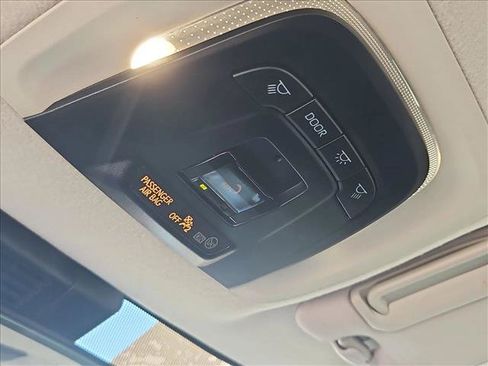 Certified 2025 Toyota Corolla LE FWD image 20