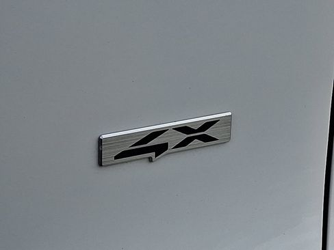 Used 2024 Kia Seltos SX image 34