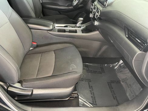 Used 2021 Nissan Sentra SV image 27