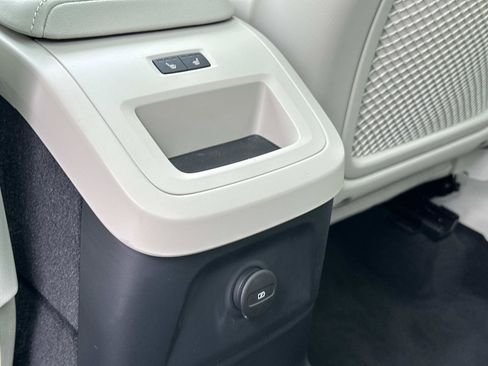 Certified 2023 Volvo XC60 T8 Plus w/ Climate Package image 22