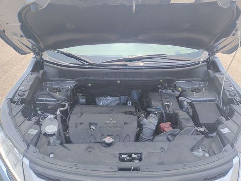 Used 2023 Mitsubishi Outlander Sport SE AWD/4WD image 17