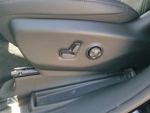 New 2026 Chrysler Pacifica Select w/ S Appearance Package image 26