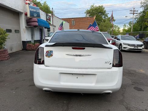 Used 2012 Chrysler 300 S RWD image 12
