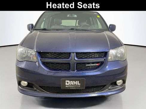 Used 2017 Dodge Grand Caravan GT FWD image 3