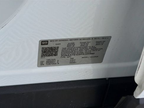 Used 2024 Chevrolet Equinox LT w/ Driver Convenience Package AWD/4WD image 33