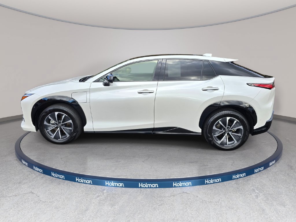 Certified 2023 Lexus RZ 450e Premium w/ Technology Package AWD/4WD image 8