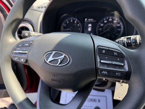 Used 2023 Hyundai Kona SE w/ Cargo Package AWD/4WD image 27