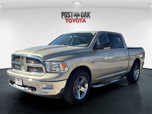 Used 2011 RAM 1500 Big Horn image 3
