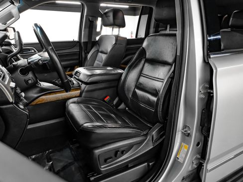 Used 2020 GMC Yukon XL Denali RWD image 38