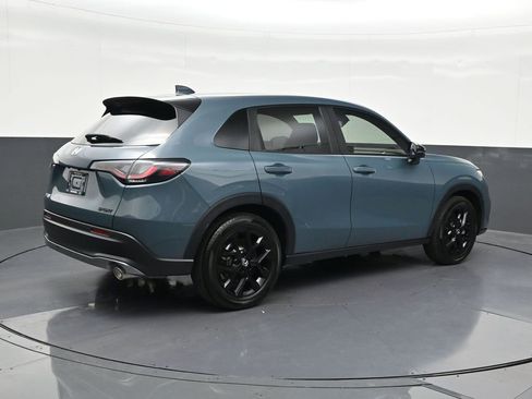 Used 2025 Honda HR-V Sport image 5