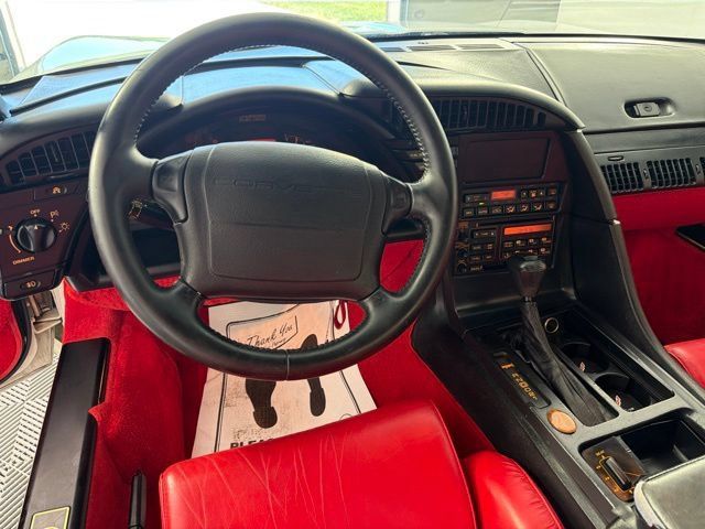 Used 1993 Chevrolet Corvette Coupe RWD image 3
