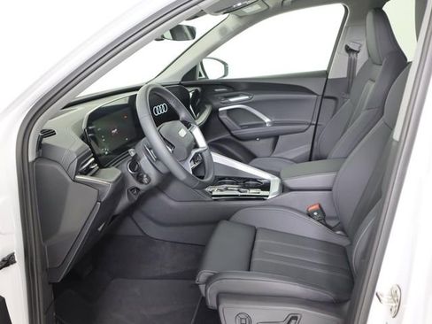 New 2025 Audi Q5 Premium Plus image 12