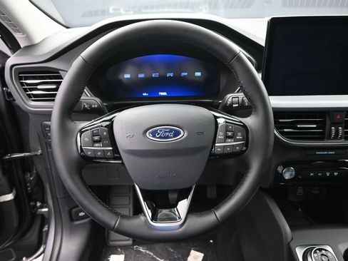 New 2025 Ford Escape SE w/ PHEV Premium Package image 17