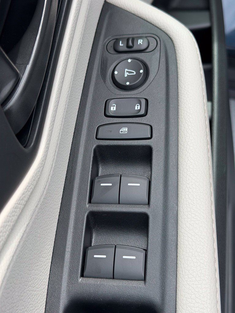 Used 2025 Honda Odyssey EX-L image 20