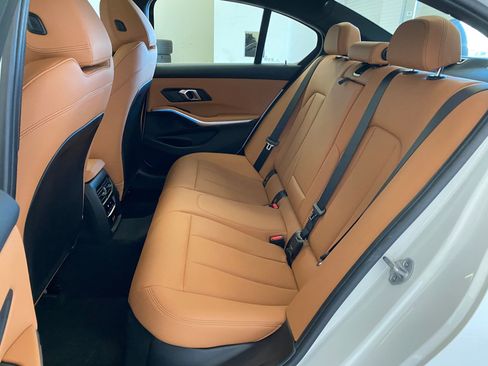 Used 2025 BMW 330i xDrive Sedan w/ Convenience Package image 13