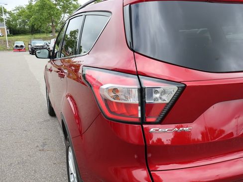 Used 2018 Ford Escape SE AWD/4WD image 26