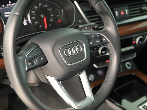 Certified 2023 Audi Q5 2.0T Premium w/ Convenience Package image 16