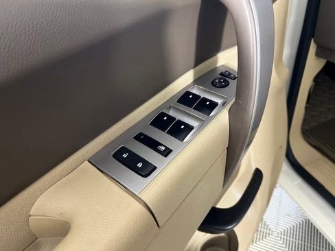 Used 2013 Chevrolet Silverado 1500 LT image 12