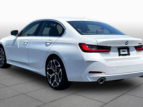 Certified 2025 BMW 330i Sedan RWD image 11