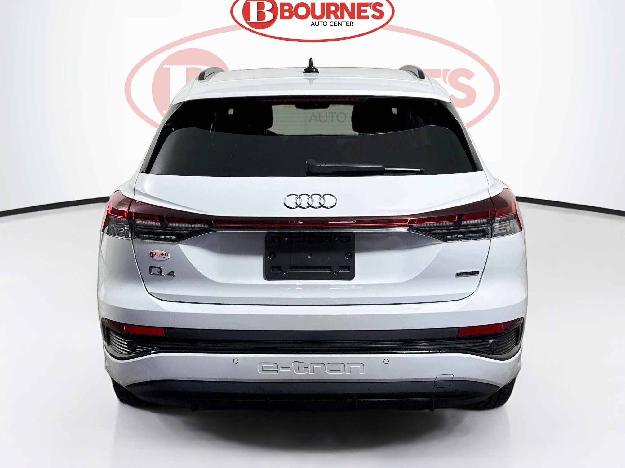 Used 2023 Audi Q4 e-tron Premium Plus w/ Premium Plus AWD/4WD image 10