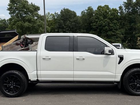 Used 2024 Ford F150 Platinum AWD/4WD image 2
