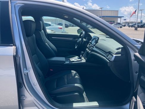 Used 2021 Honda Accord Sport image 32