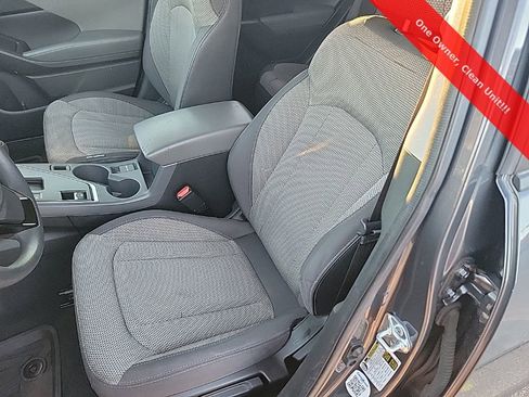 Used 2024 Subaru Crosstrek 2.0i Premium image 17