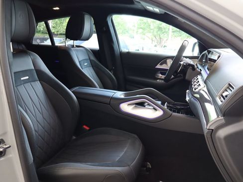 Used 2025 Mercedes-Benz GLE 63 AMG S image 11