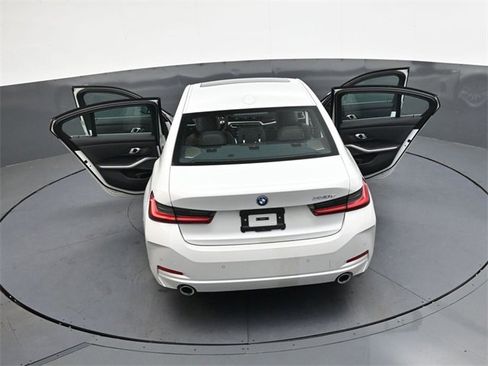 Used 2024 BMW 330e w/ Premium Package image 37