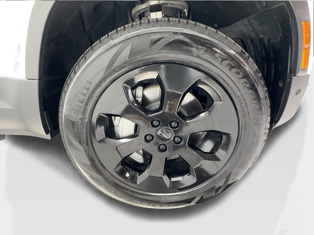 Used 2026 Land Rover Defender 110 S AWD/4WD image 19