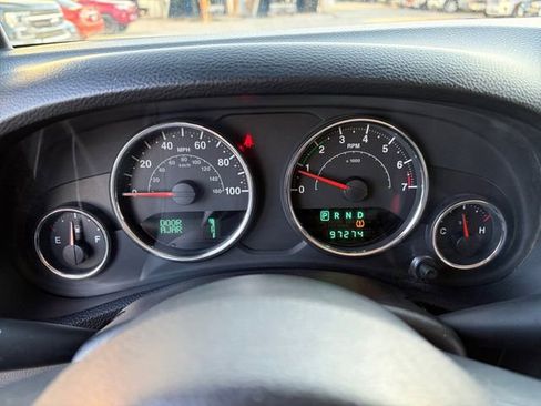 Used 2014 Jeep Wrangler Sport image 8